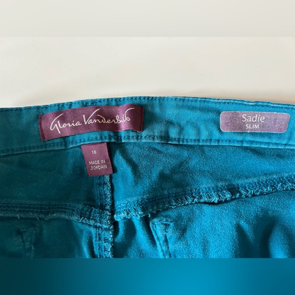 Gloria Vanderbilt Slim Sadie Skinny Jeans (18) - Picture 3 of 4